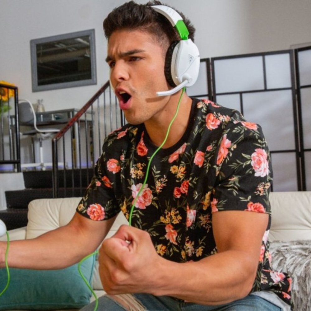 Recon 70 Xbox Gaming Headset for Xbox Series X, Xbox Series S, Xbox One, PS5, PS